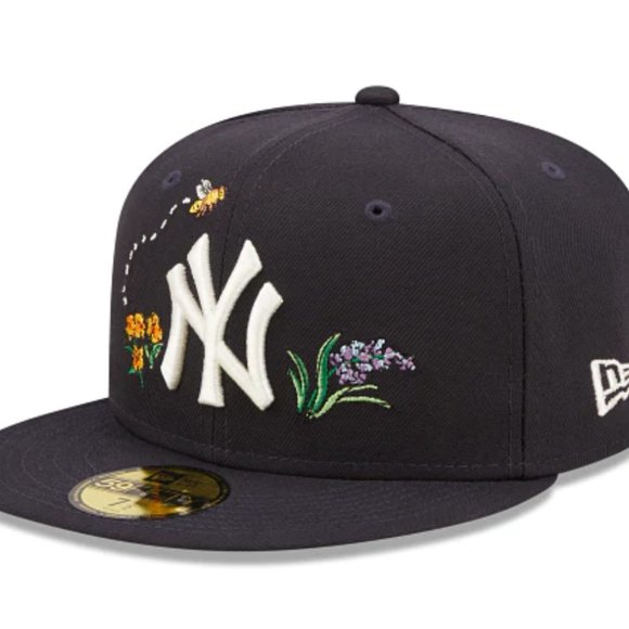 New Era New York Yankees Watercolor Floral 59FIFTY Fitted Hat Cap - Picture 9 of 15